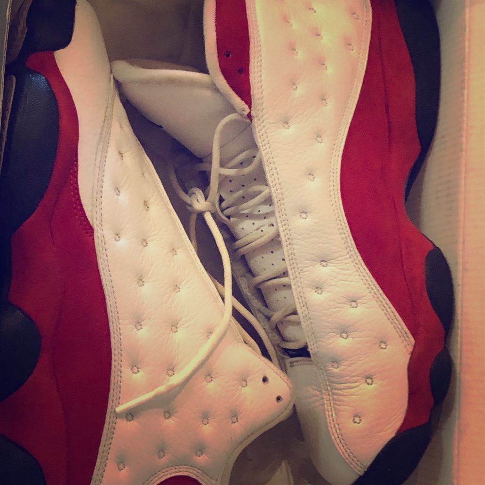 Jordan 13 Retros Cherry/White Size 11